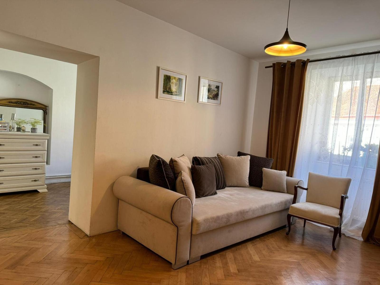 Valentina'S Apartment In City Center Brašov Exteriér fotografie